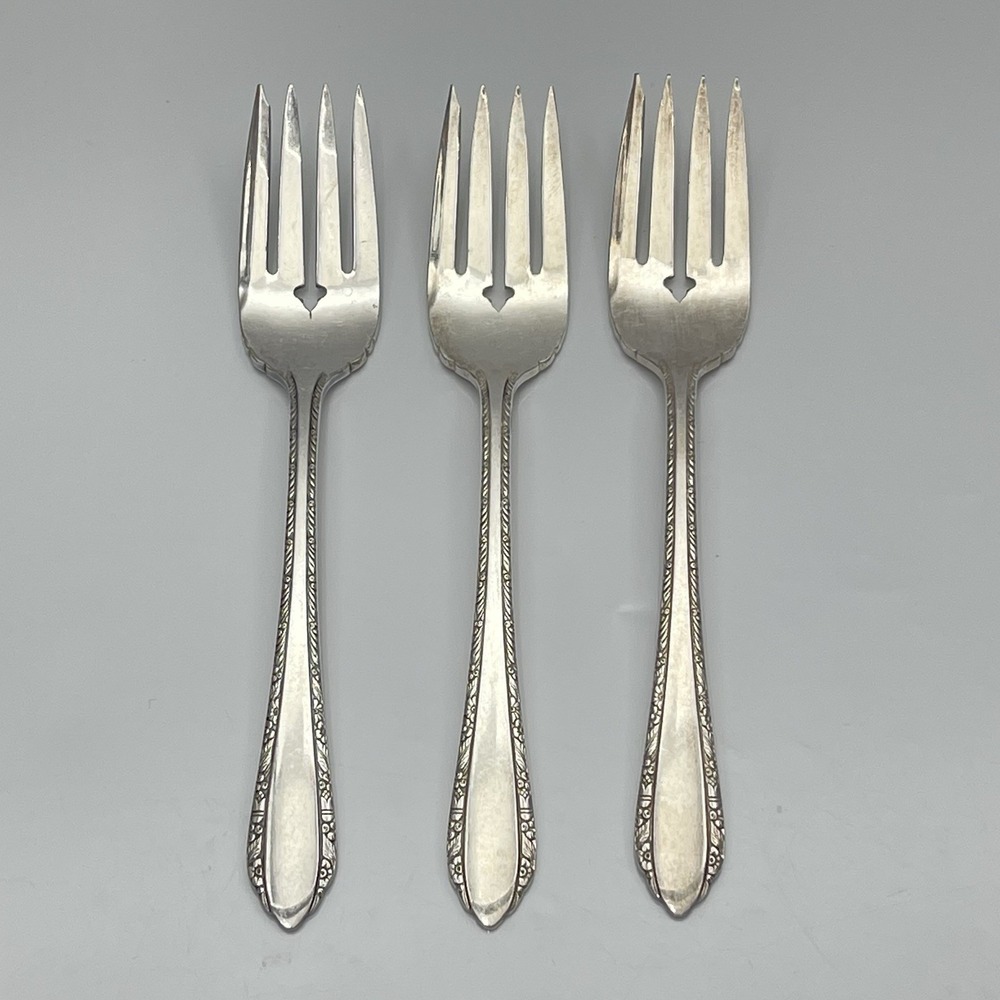Vintage 1935 Tudor Plate by Oneida Community Madelon Pattern Salad Forks Set 3
